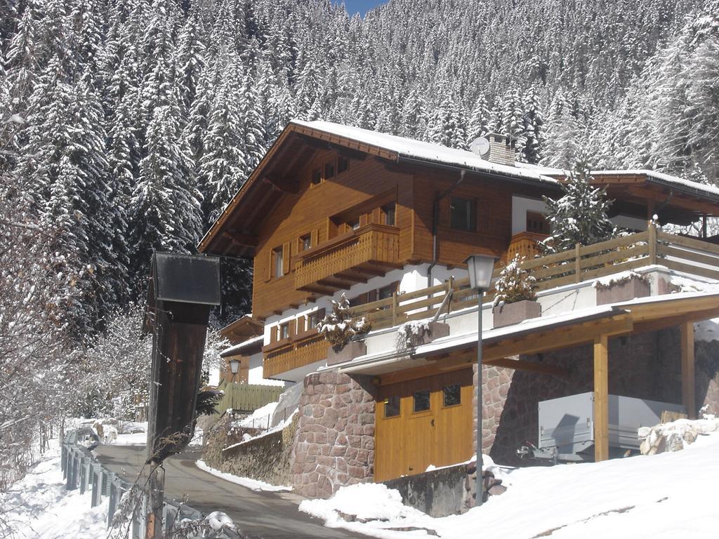 Haus Kohler Bernhard Appartement Welschnofen Buitenkant foto